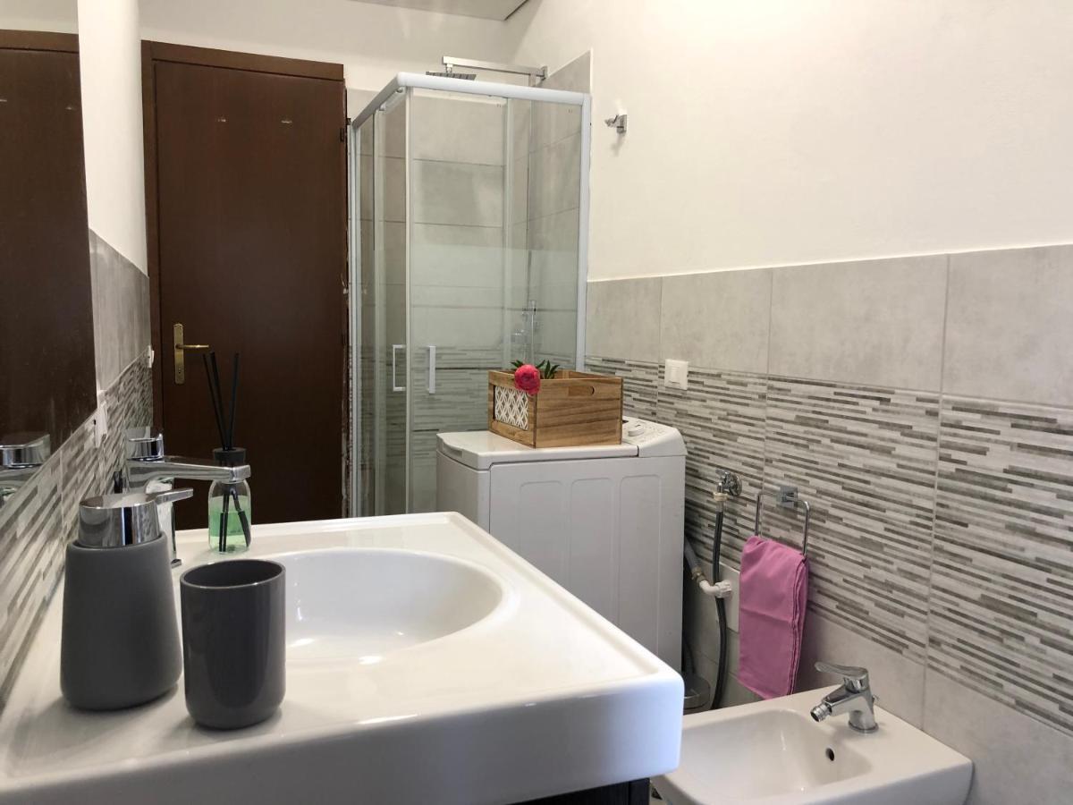 Ferienwohnung Ampio Bilocale A Milano Exterior foto