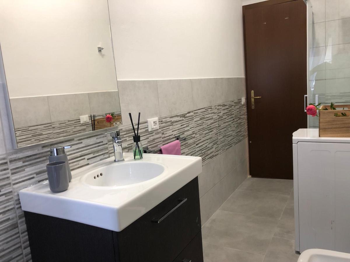 Ferienwohnung Ampio Bilocale A Milano Exterior foto