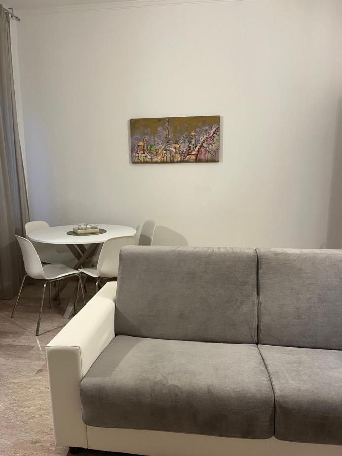 Ferienwohnung Ampio Bilocale A Milano Exterior foto